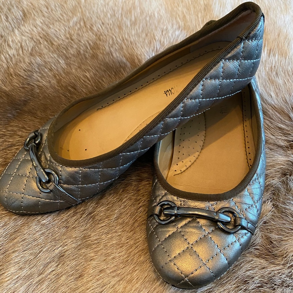 Shoes - Flats - Neiman Marcus